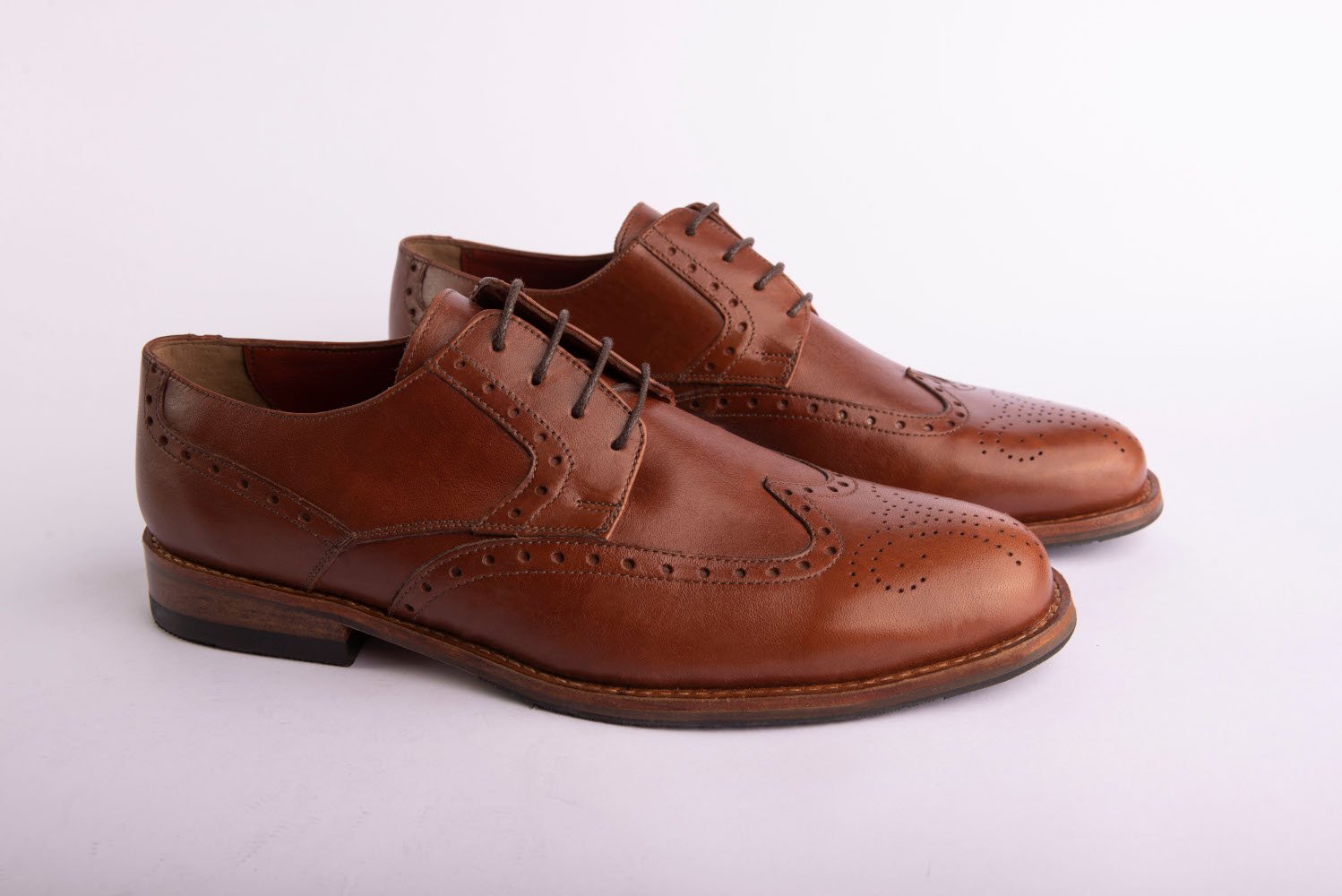 ZAPATO CUERO OXFORD CAFE | Tienda Bagir , venta ropa, Confección de trajes a la medida, blazer, cinturones.